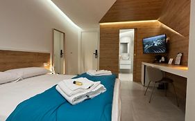 Space Tower Rooms